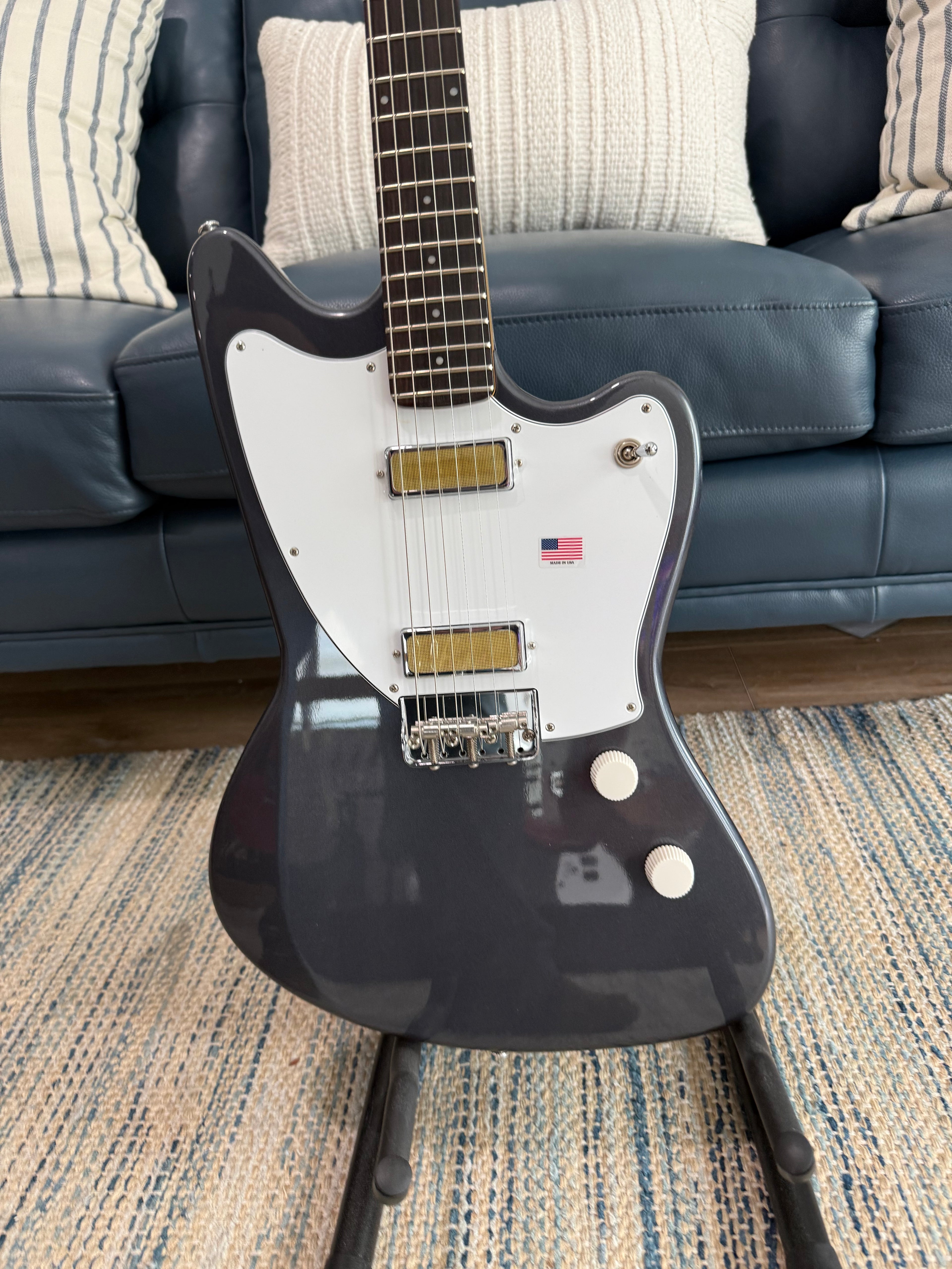 Harmony Silhouette Electric Guitar - Slate with Rosewood Fingerboard