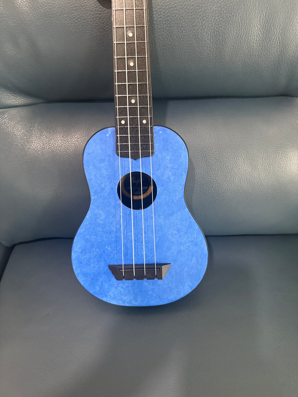 Flight TUS65 Sapphire Soprano Travel Ukulele - Palm Harbor Music
