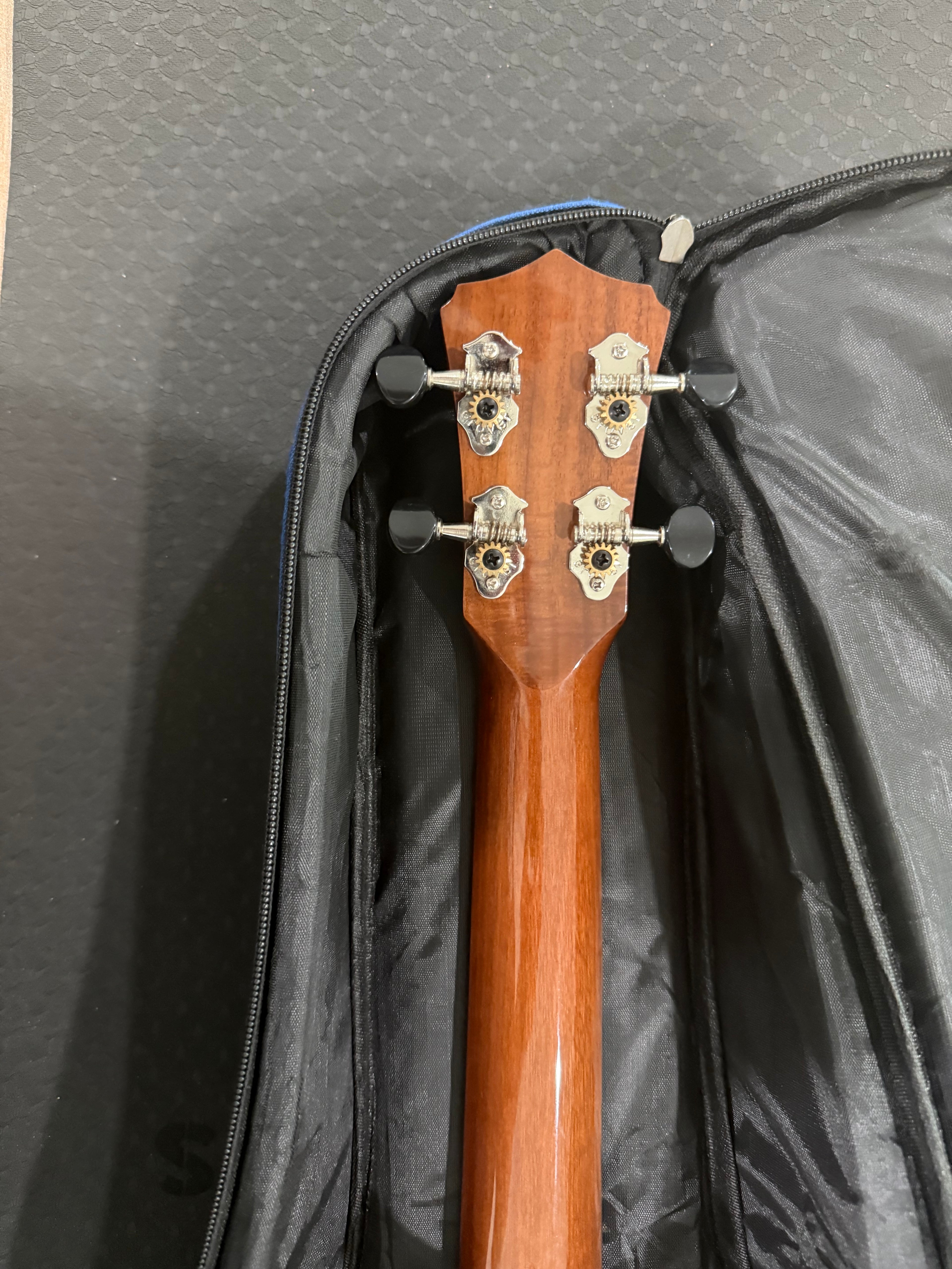 Cordoba 35T Tenor Ukulele Regular Acacia Natural Used