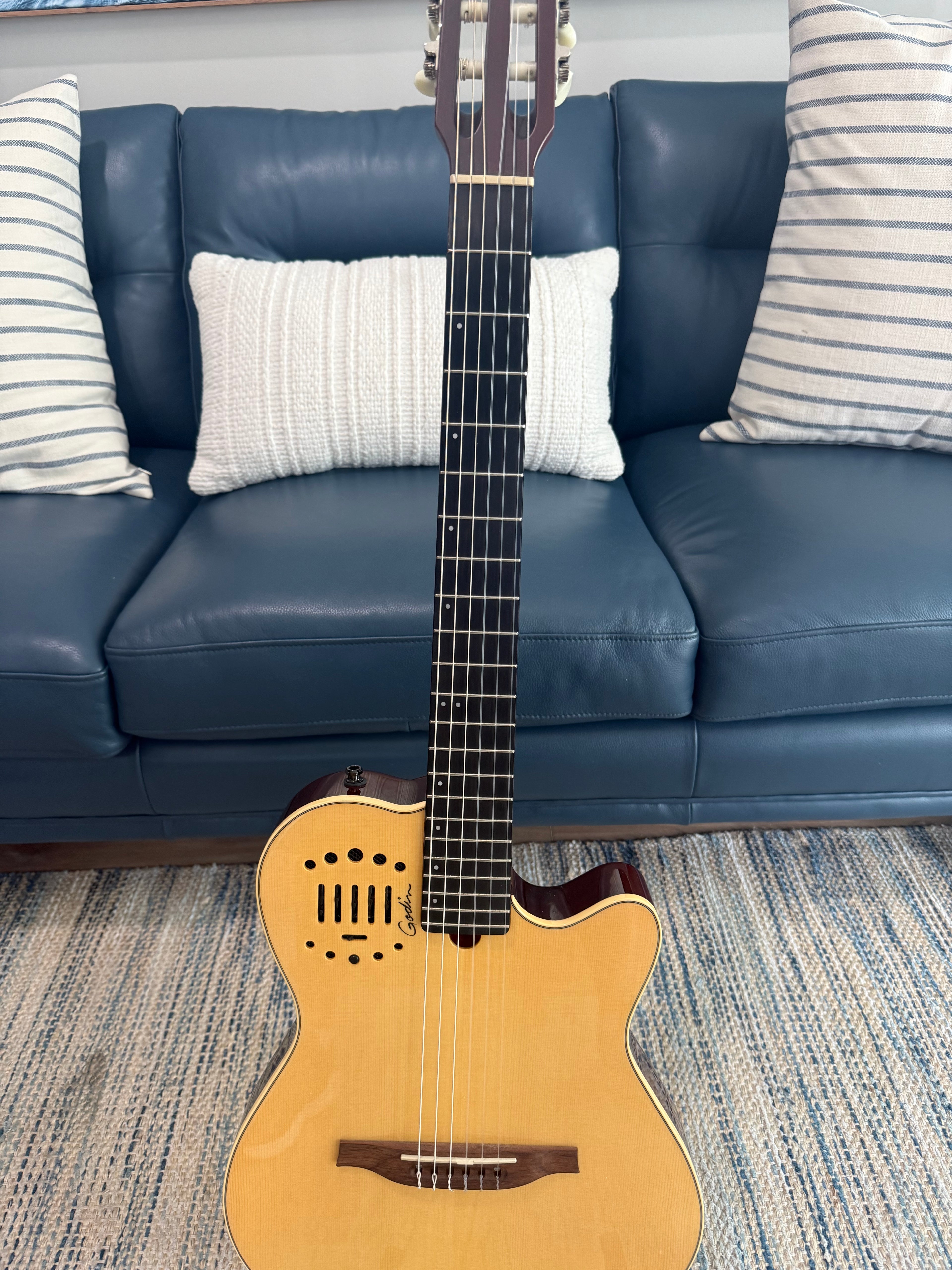 GODIN MULTIAC NYLON DUET AMBIANCE Used