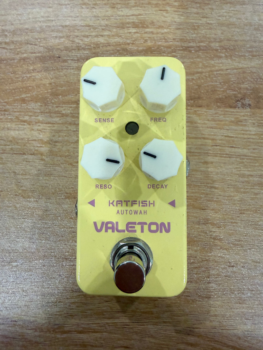 Katfish Autowah Valeton Used